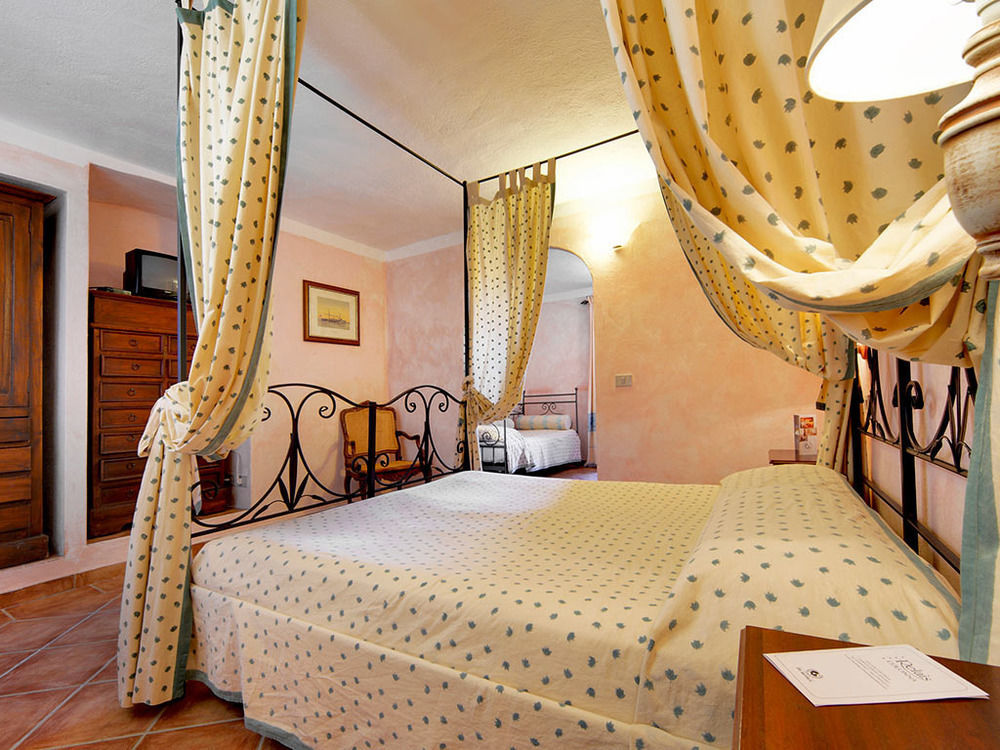 מלון פורטו צ'רבו Relais Colonna מראה חיצוני תמונה