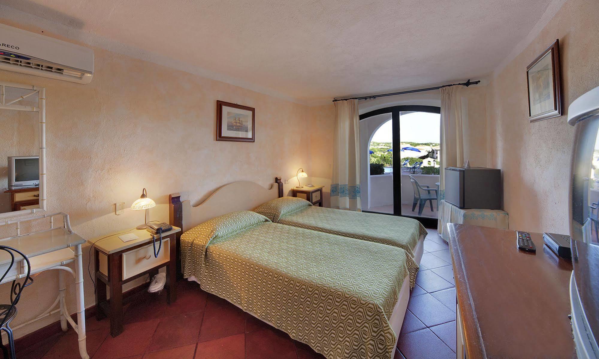מלון פורטו צ'רבו Relais Colonna מראה חיצוני תמונה