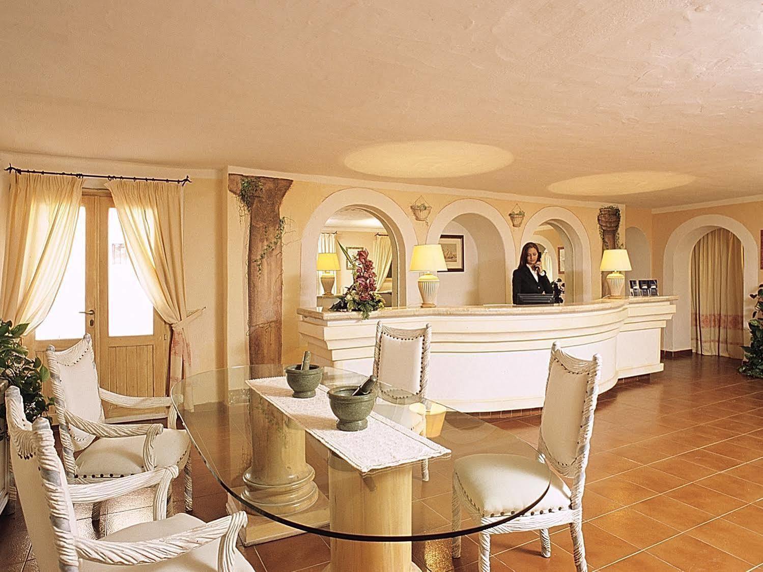 מלון פורטו צ'רבו Relais Colonna מראה חיצוני תמונה
